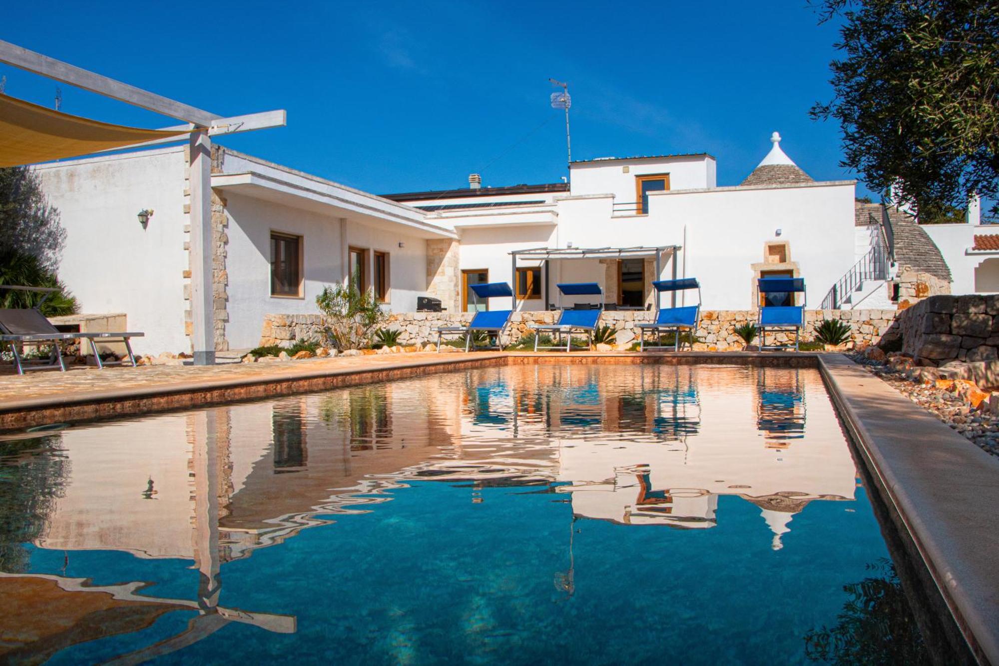 Villa With Trullo And Pool, ألبيروبيللو المظهر الخارجي الصورة